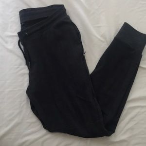 Alphalete Men Jogger sweats